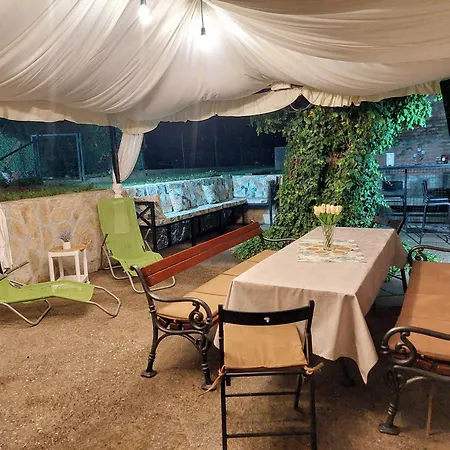 Vikendica Drinski Mir 洛兹尼察