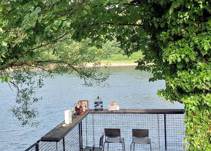 Vikendica Drinski Mir 洛兹尼察