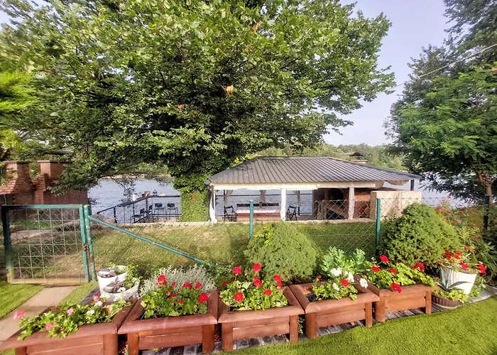 度假居 Vikendica Drinski Mir *