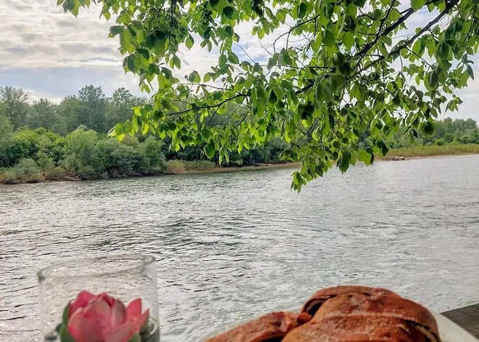 度假居 Vikendica Drinski Mir *