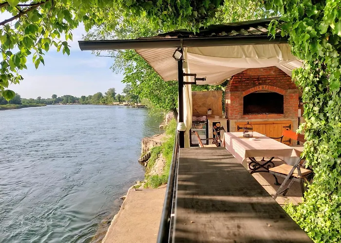 Vikendica Drinski Mir 度假居 *